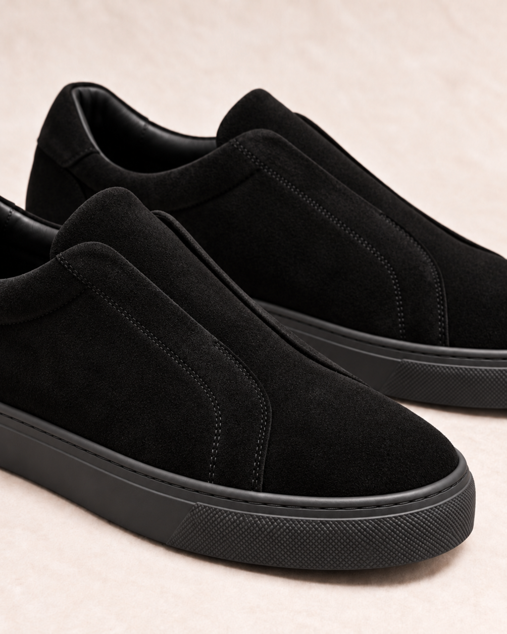 MONACO SUEDE SLIP-ON - BLACK