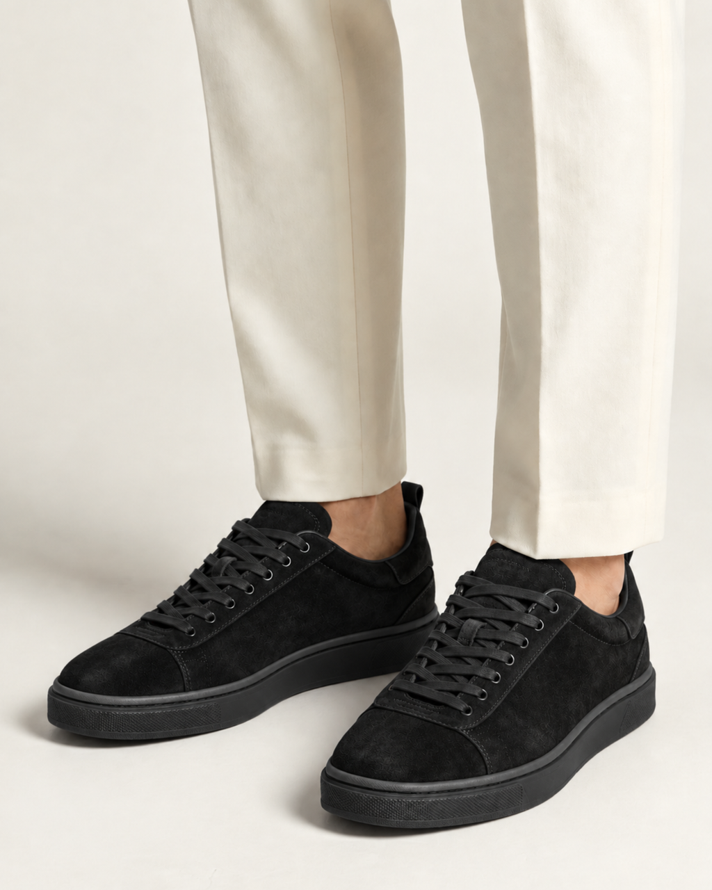SUEDE WALK TRAINER - BLACK