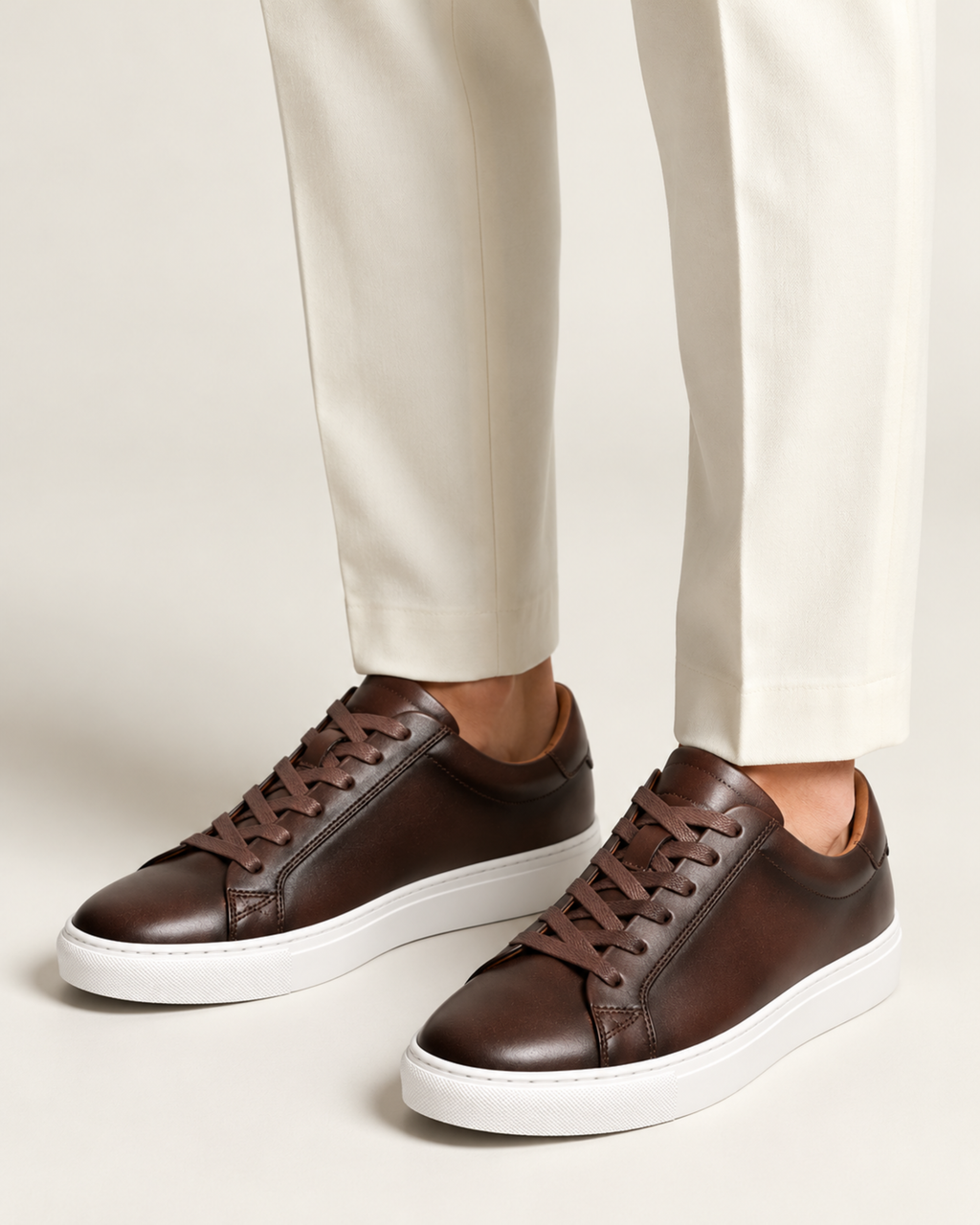 COMO LEATHER TRAINER - COFFEE