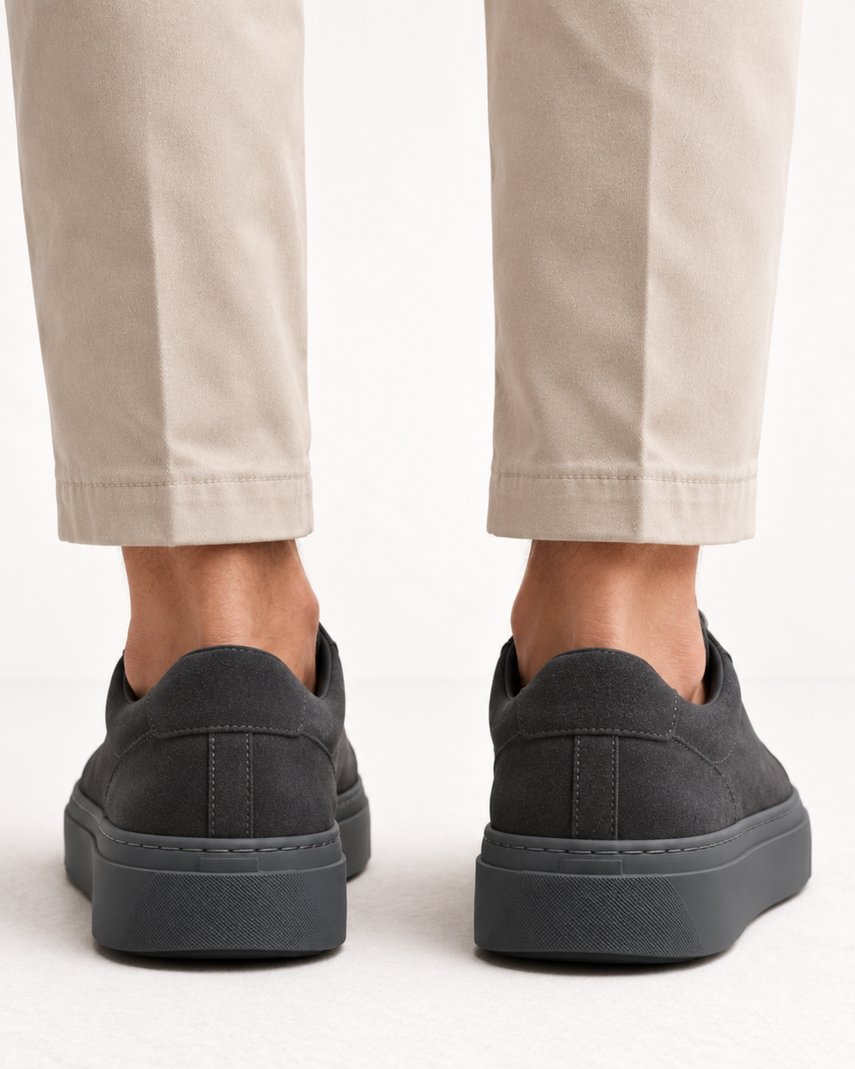 VERONA SUEDE SNEAKER - GREY