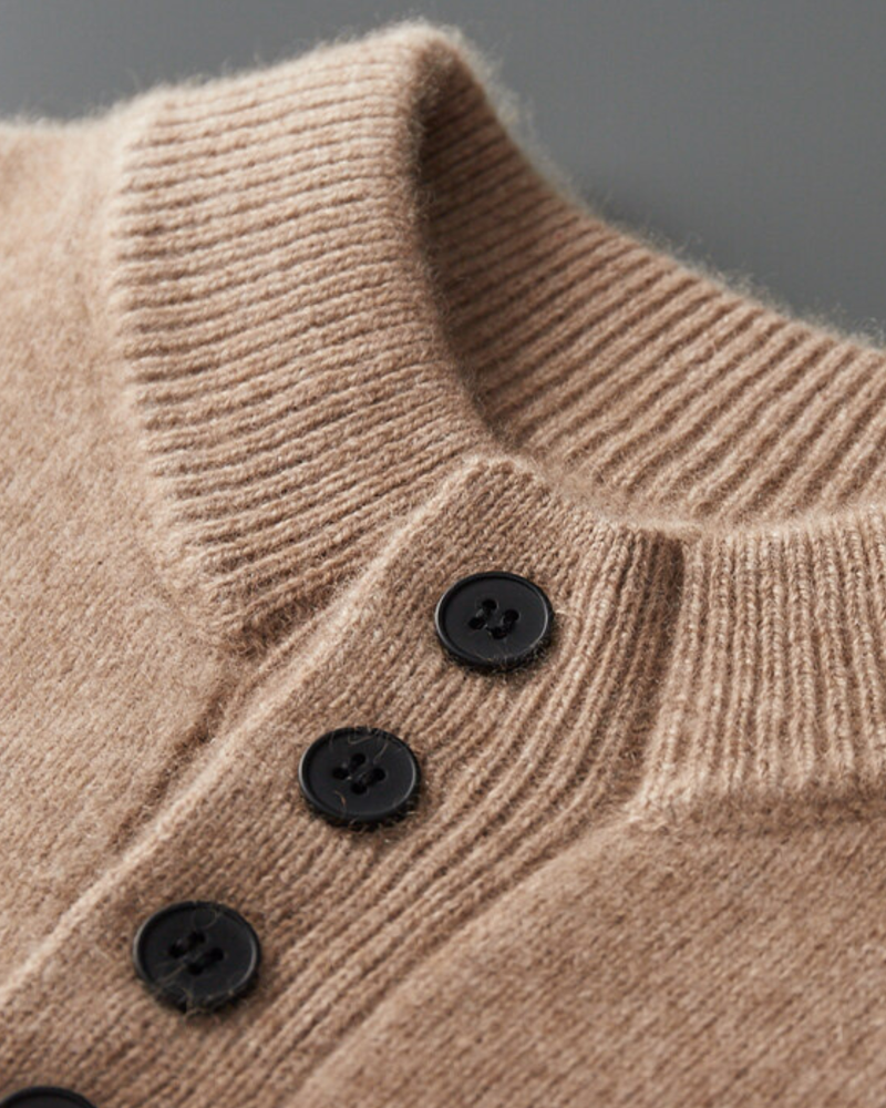 CASHMERE BUTTON CLASSIC SWEATER