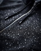 VALERE REVERSIBLE VEST - BLACK
