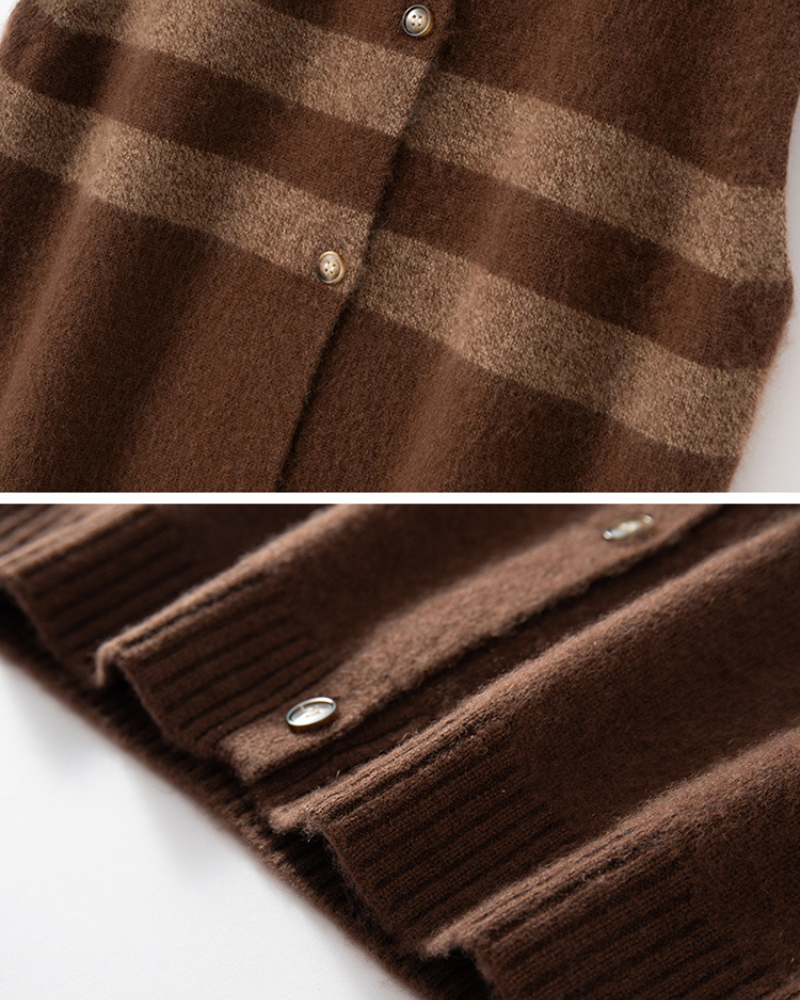 CASHMERE SLEEVELESS TURTLENECK