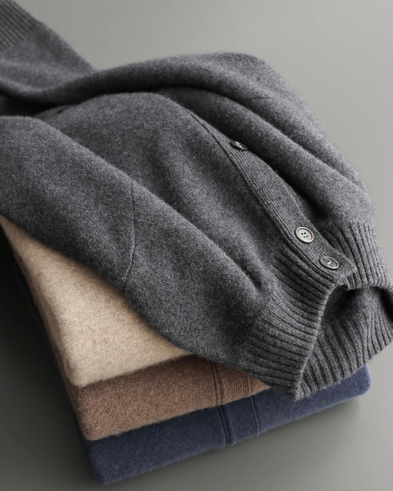 CASHMERE BUTTON REFINED